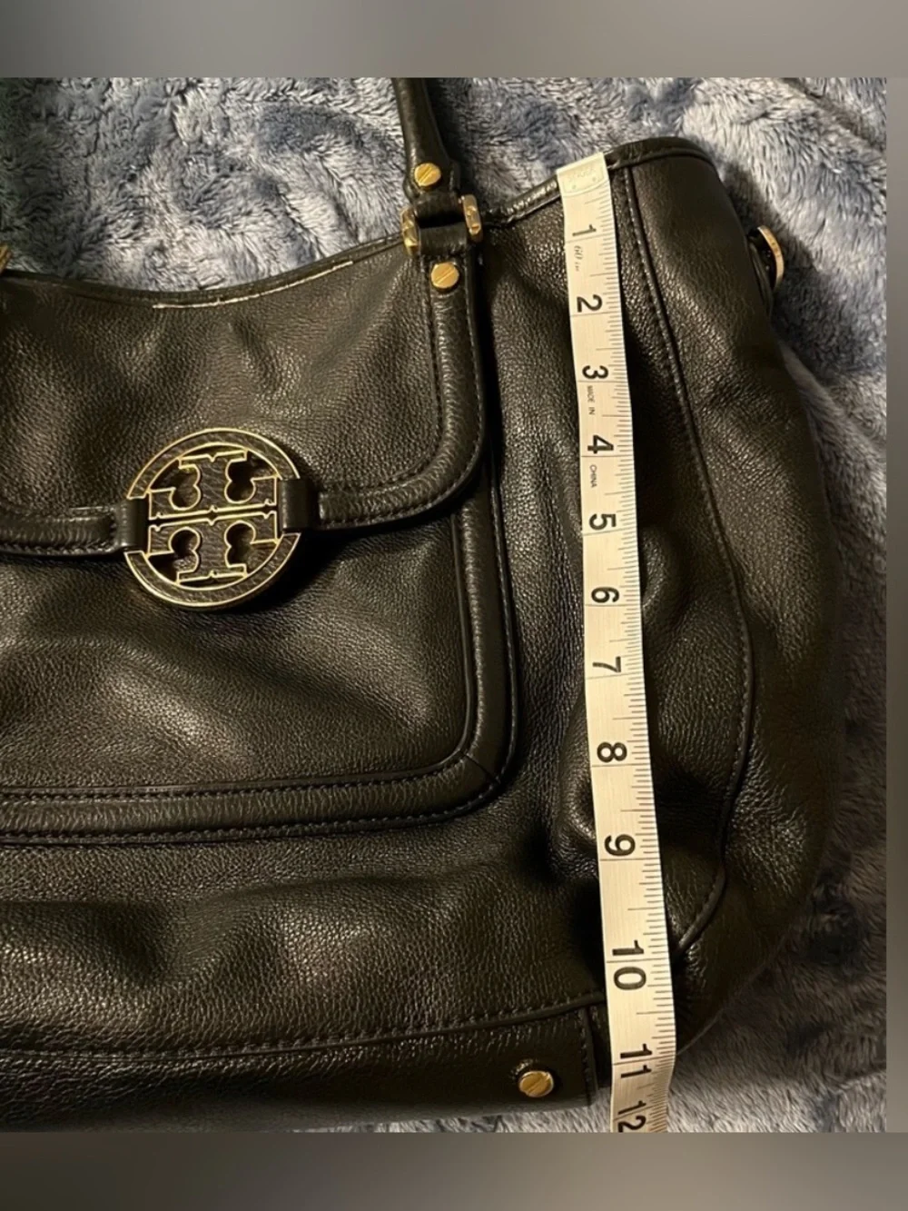 Tory Burch ~ AMANDA ~ Black Leather Tote with Gold Logo Medallion
